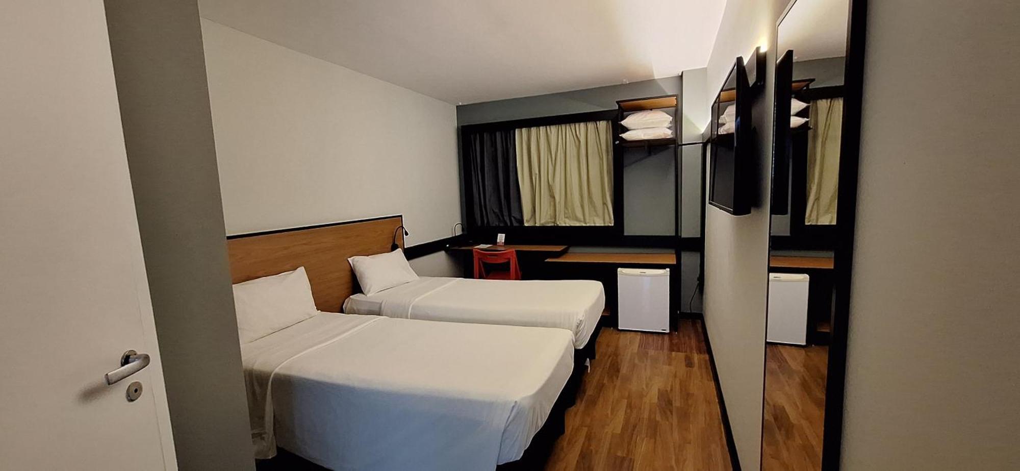Ibis Santos Dumont Hotel 3*